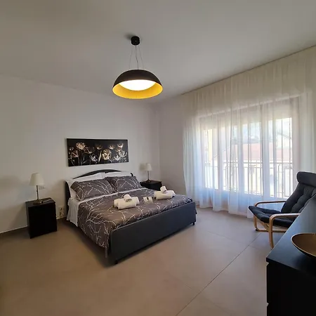 Casa Zoli - Luxury House - 210mq Апартаменты